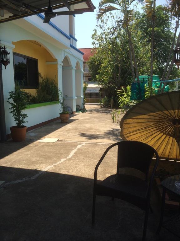Hom Baan Chiang Mai Hotell Exteriör bild
