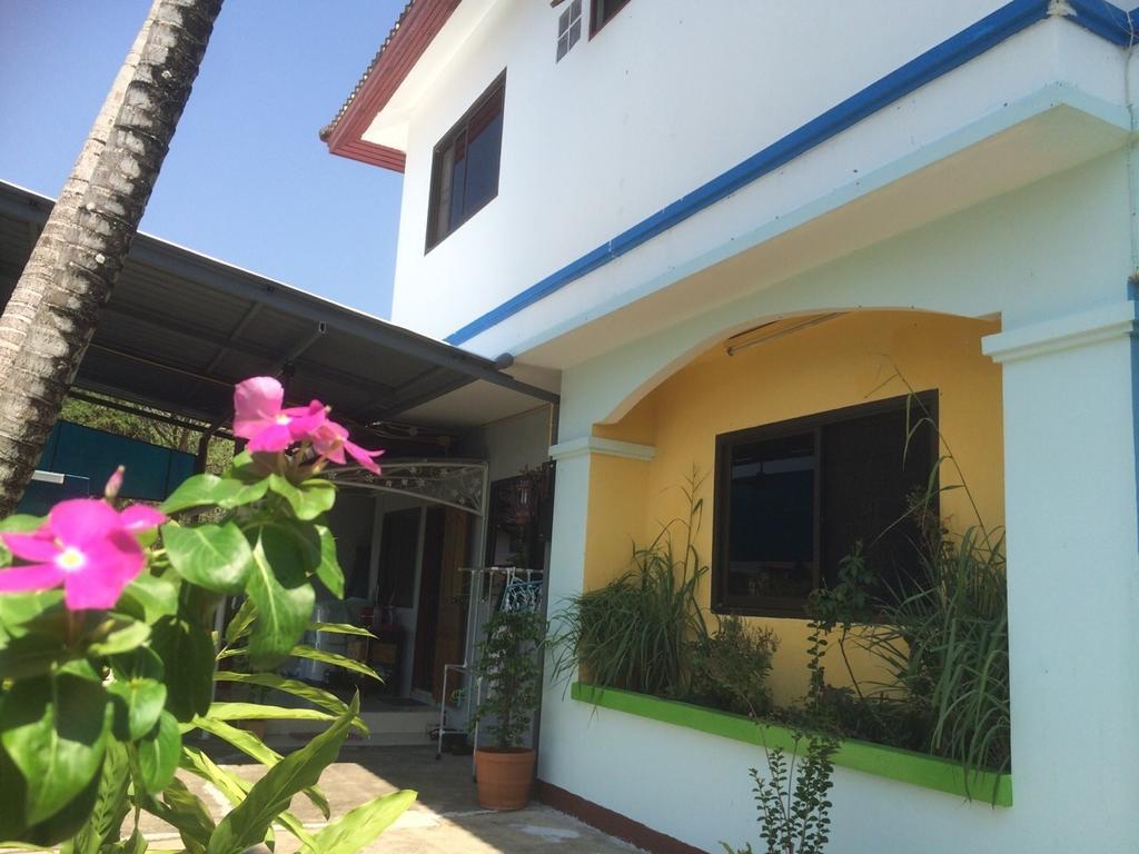 Hom Baan Chiang Mai Hotell Exteriör bild