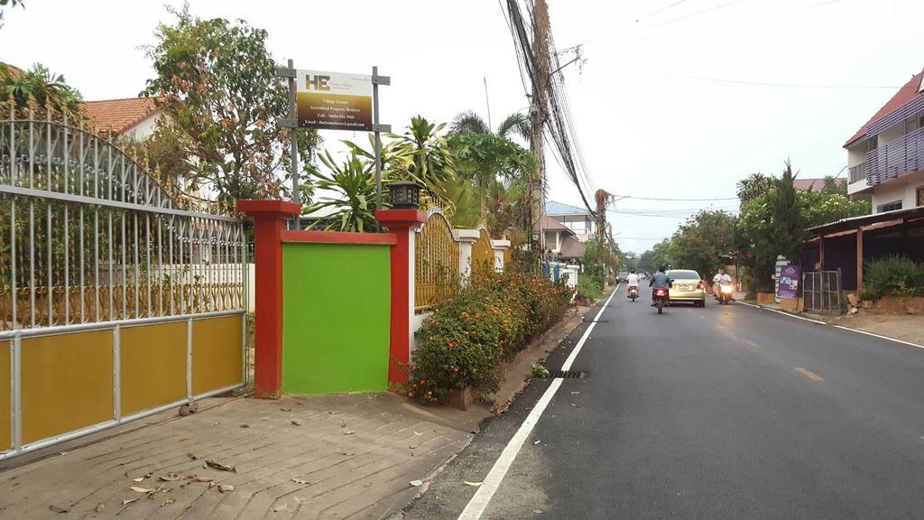 Hom Baan Chiang Mai Hotell Exteriör bild